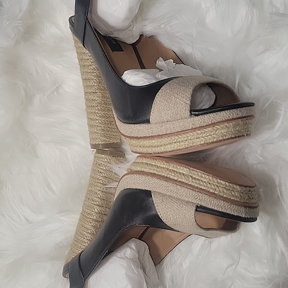 ANN TAYLOR SUPER HIGH PLATFORM - Picture 7 of 10